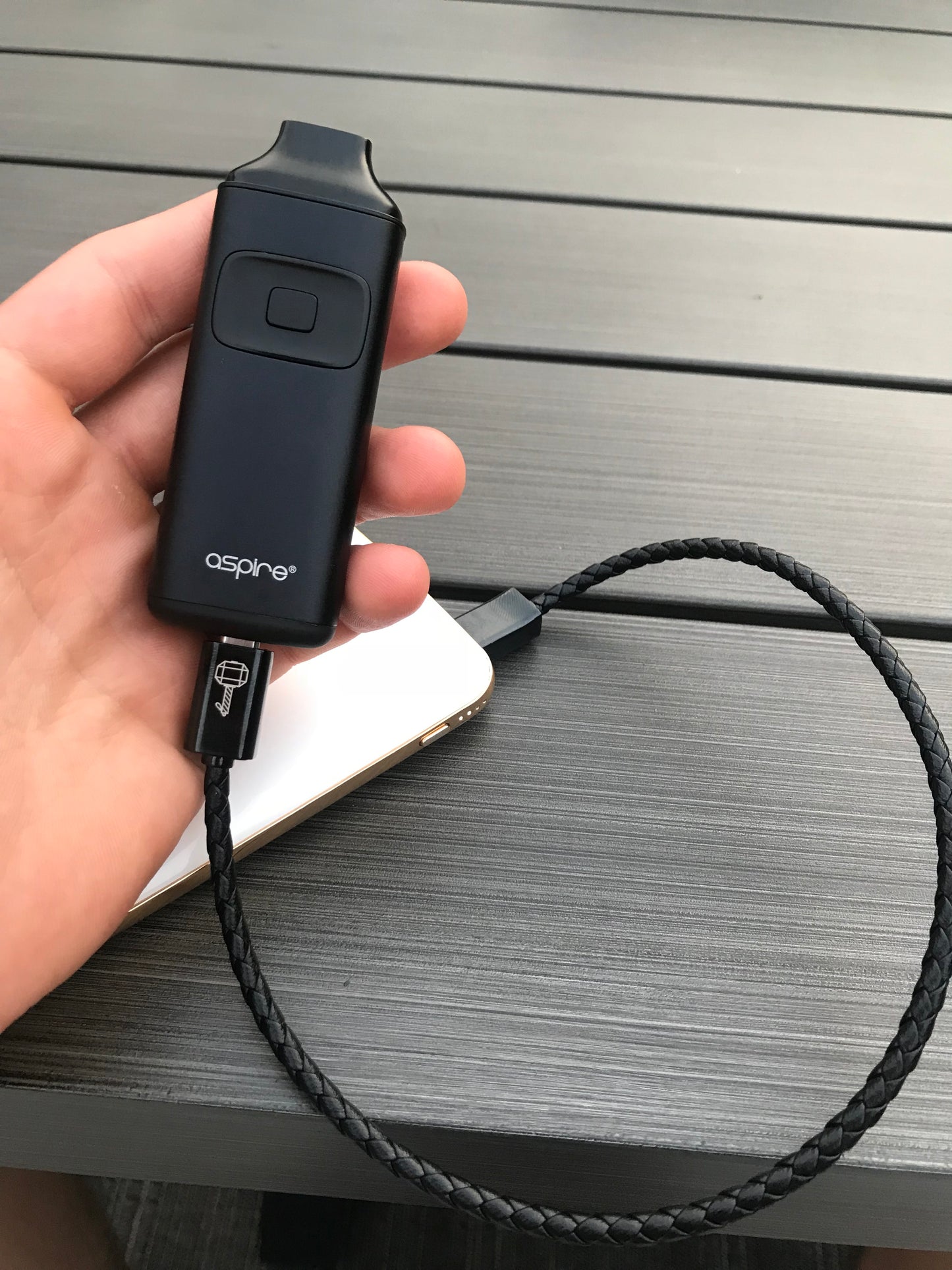 Hleðsluarmband